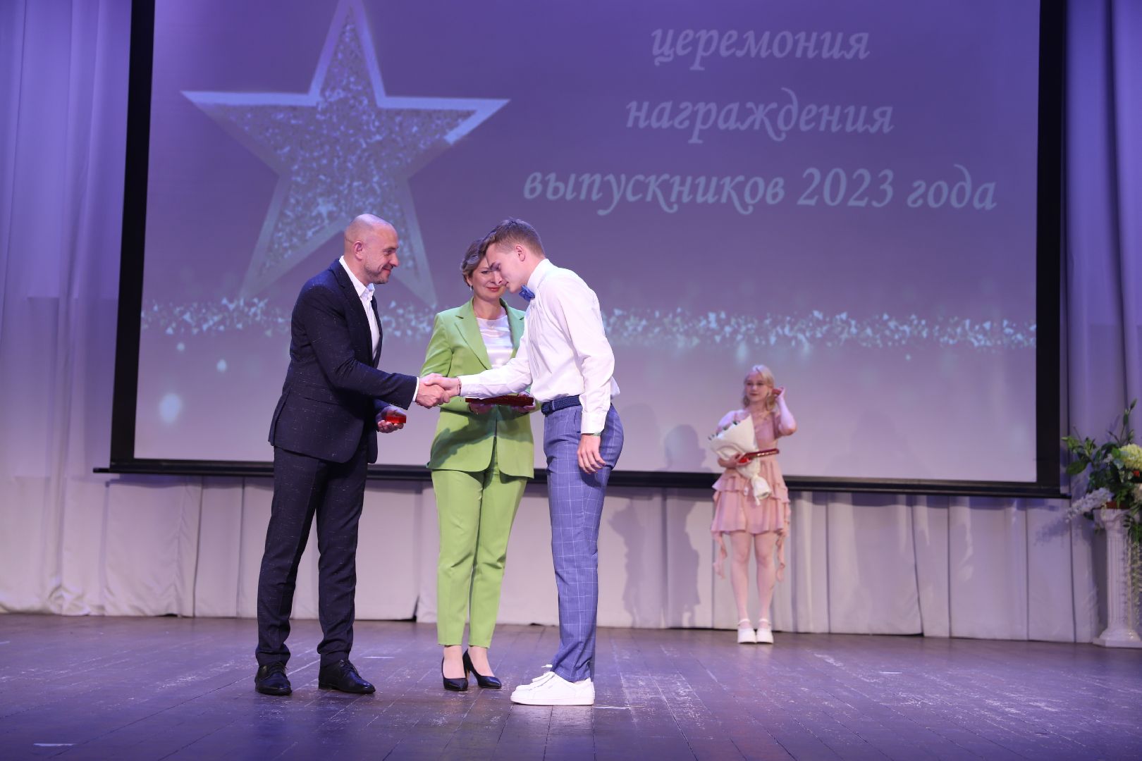 Солнечногорск, медали, выпускники, отличники, школа