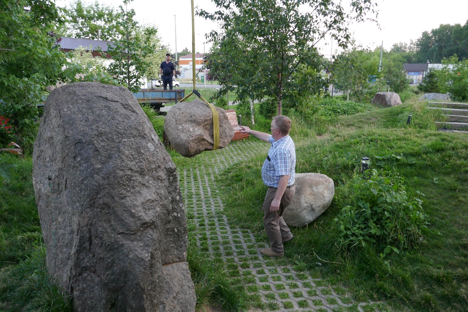 Подольск, сад камней, ленинград, блокада, исполин