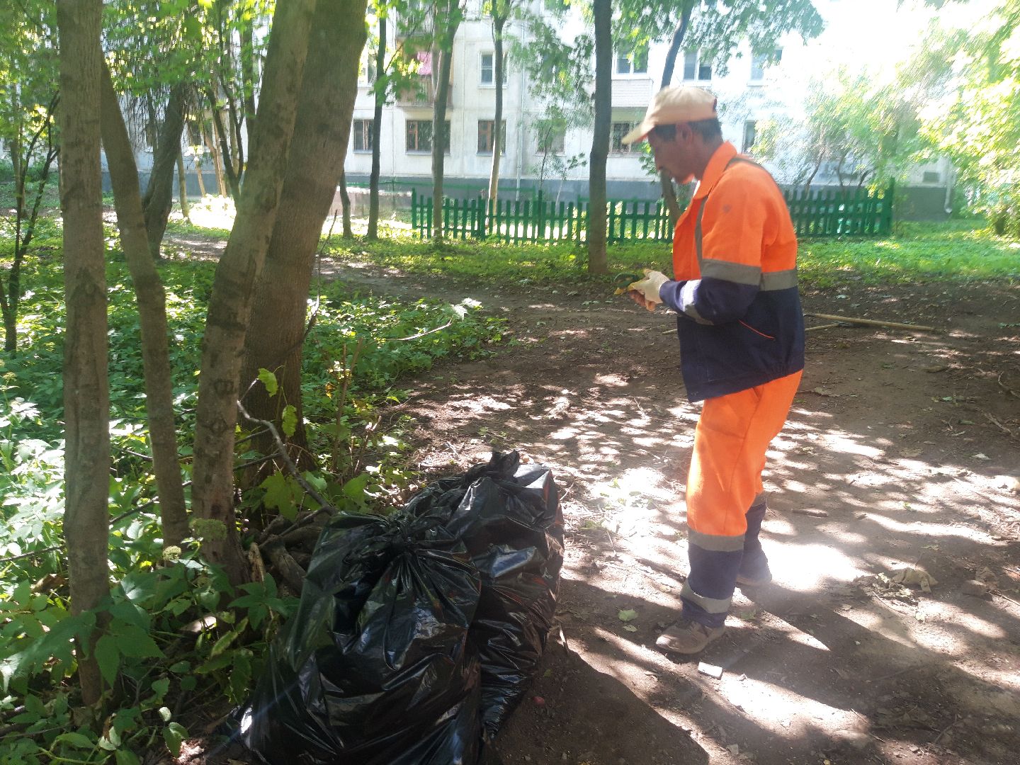 доброе дело, выходи во двор, двор,