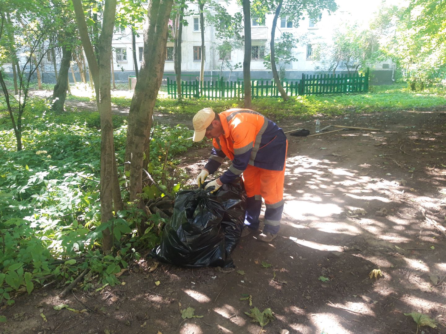 доброе дело, выходи во двор, двор,