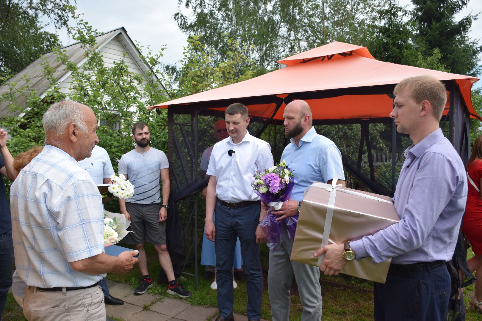 Электрогорск, городской округ Павловский Посад, семья, люди, брак, награда, юбилей, медаль