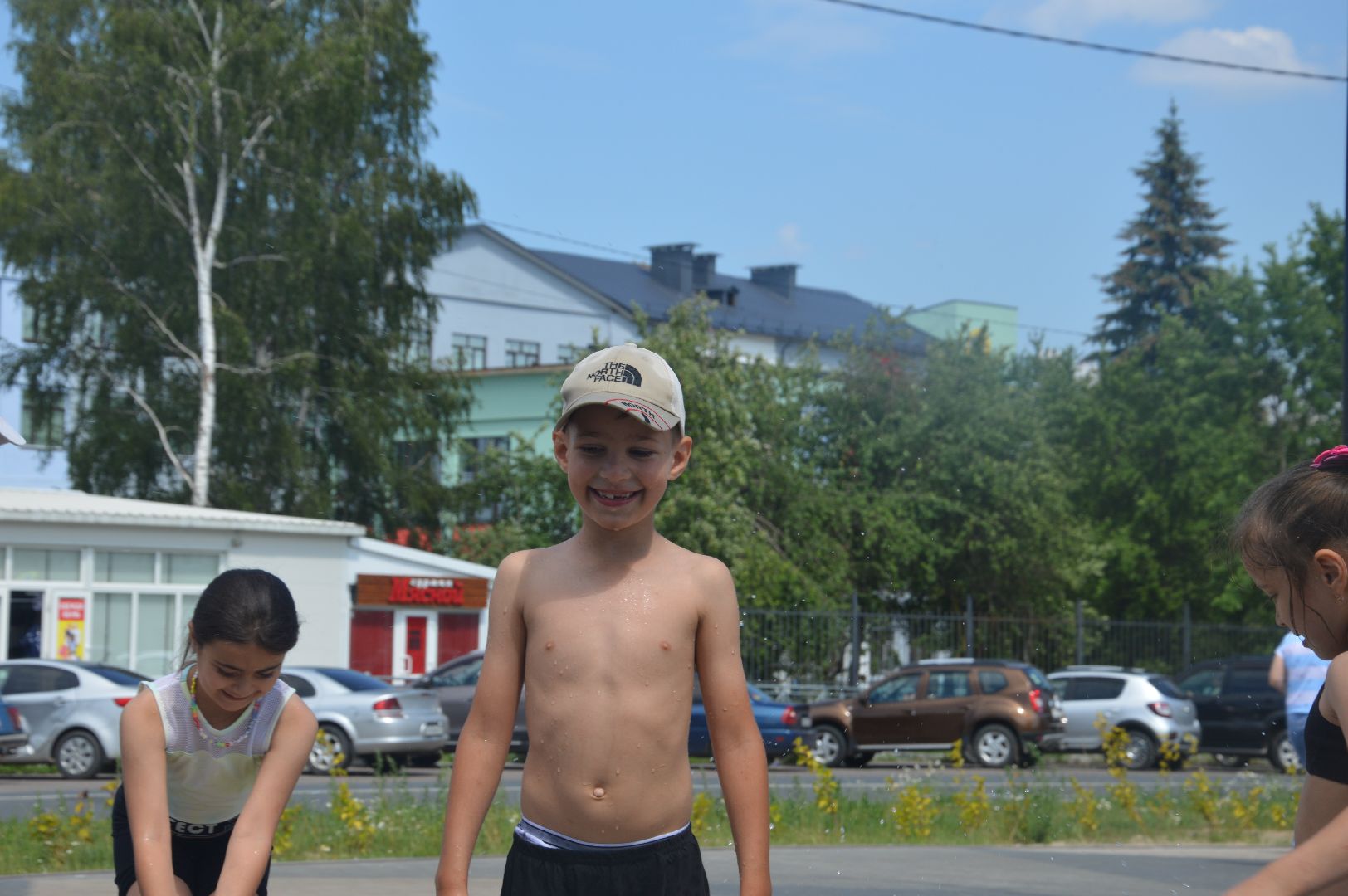 Шатура, фонтан, дети, играют