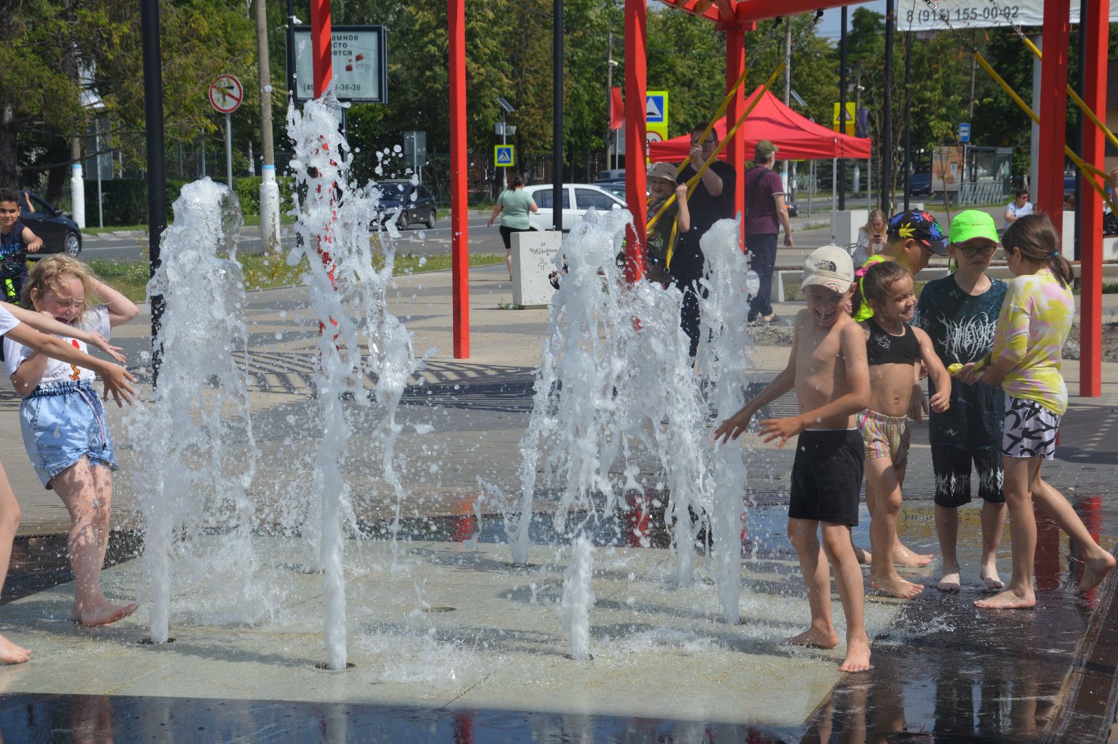 Шатура, фонтан, дети, играют