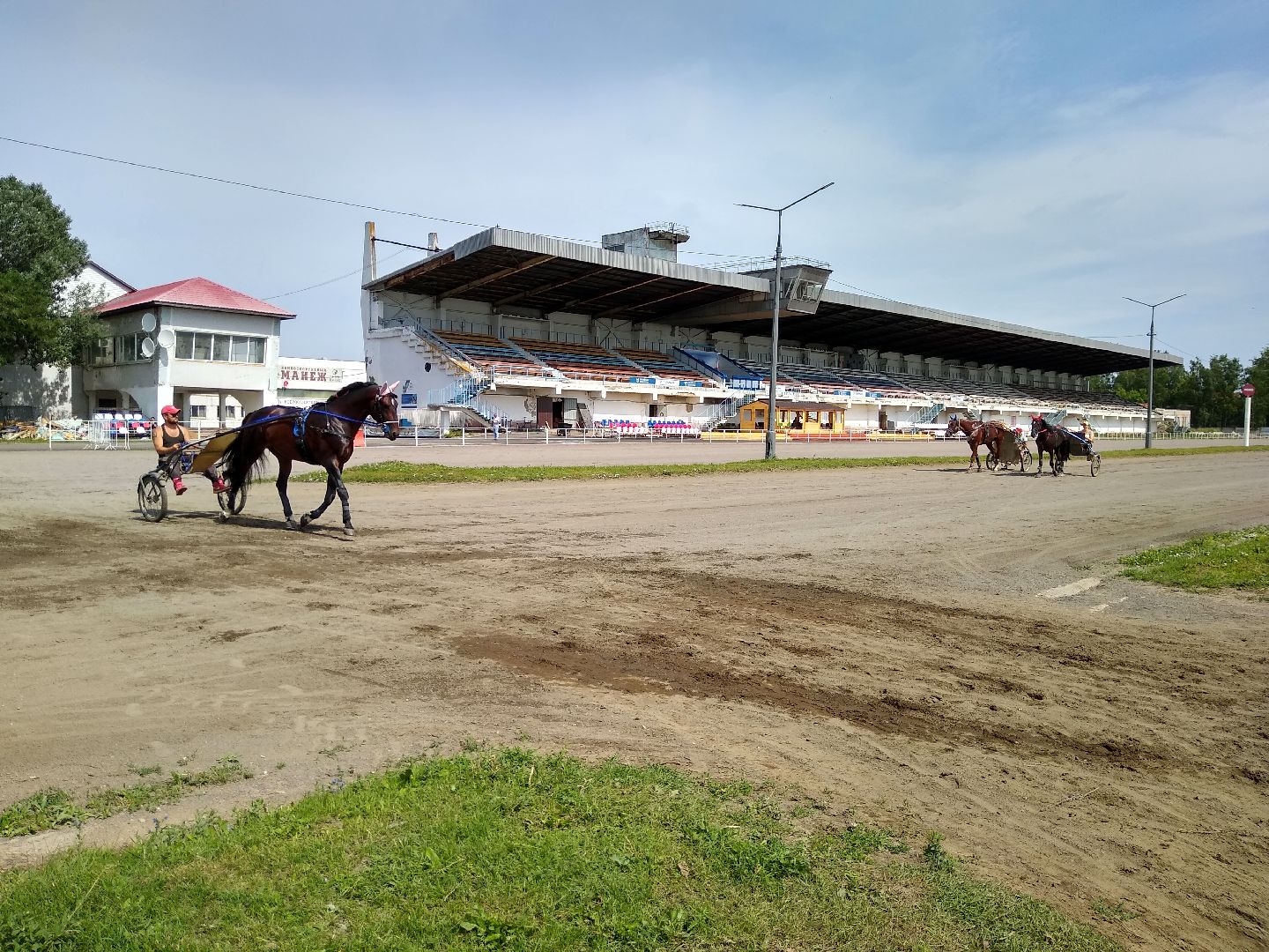 Раменское, спорт, новые конюшни на Раменском ипподроме