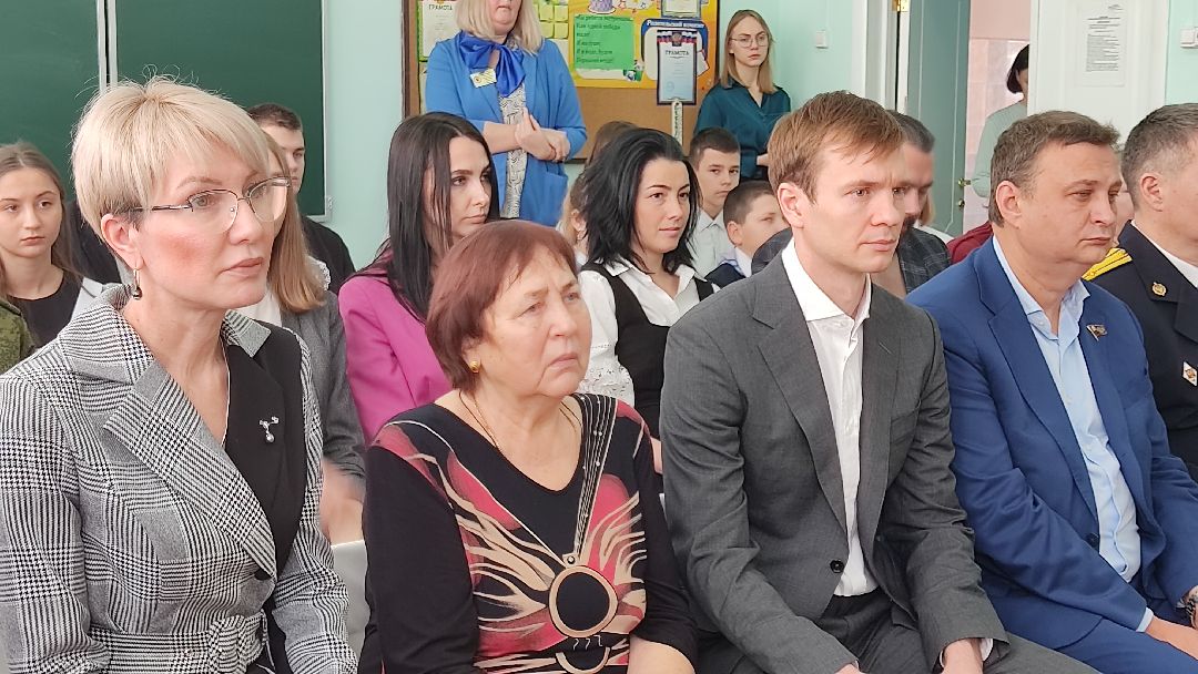 Лобня, города