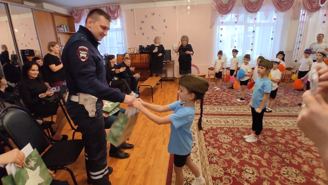 Лобня, города