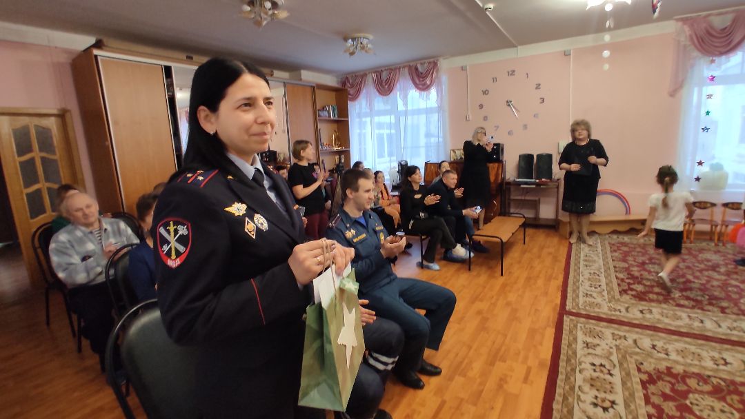 Лобня, города