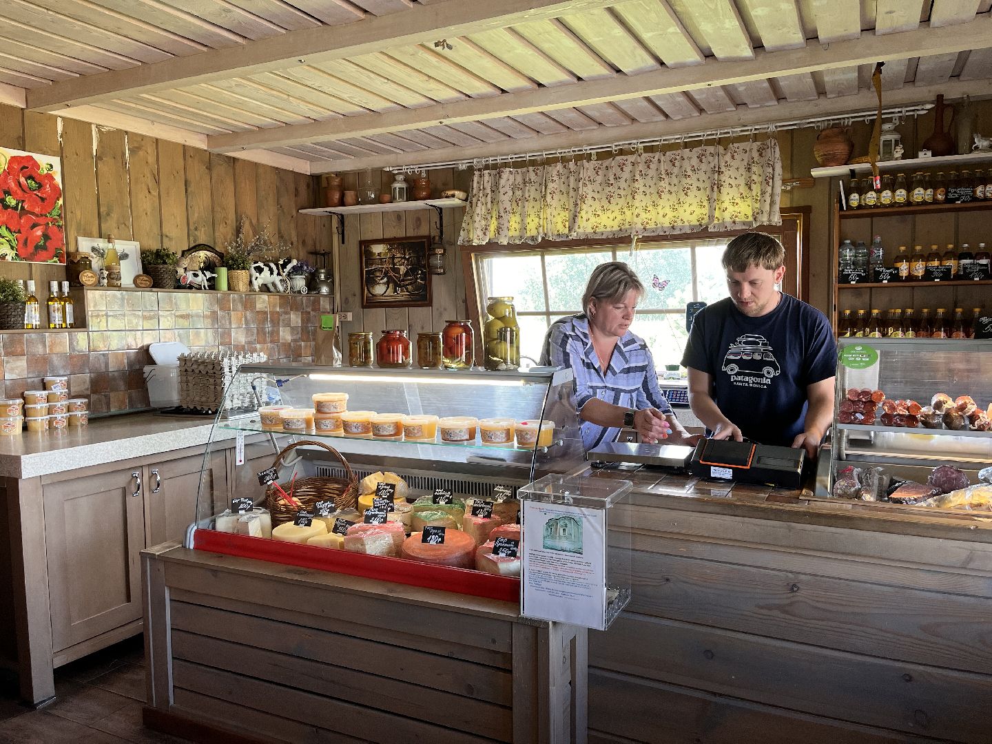 Шаховская, сельское хозяйство, коровы, молоко