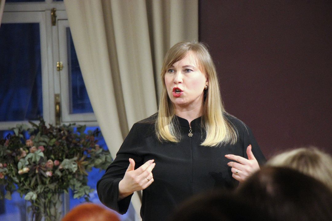 Лобня, города