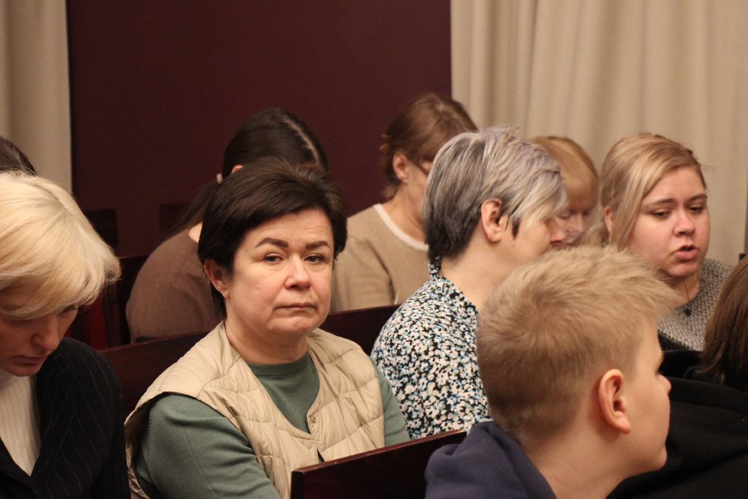 Лобня, города