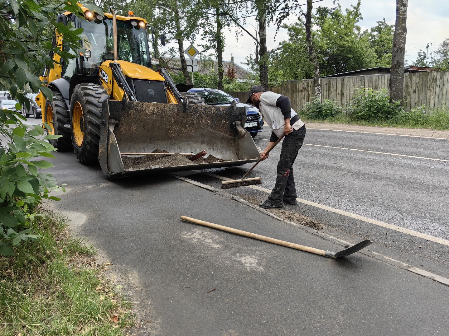 Дороги, уборка, погрузчик, пыль, бордюр