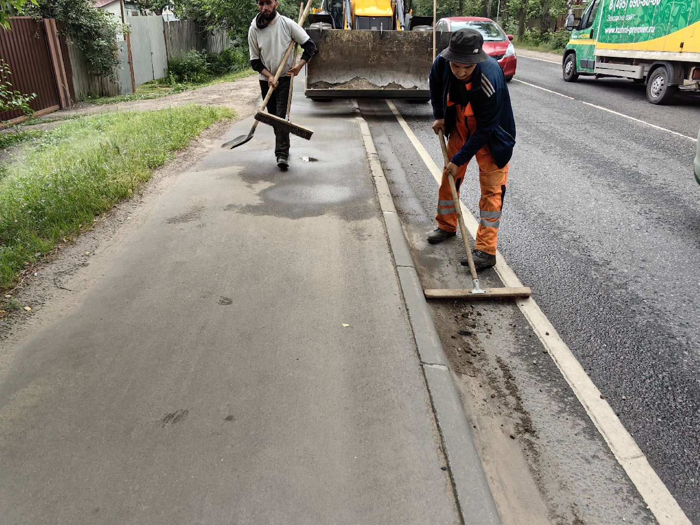 Дороги, уборка, погрузчик, пыль, бордюр