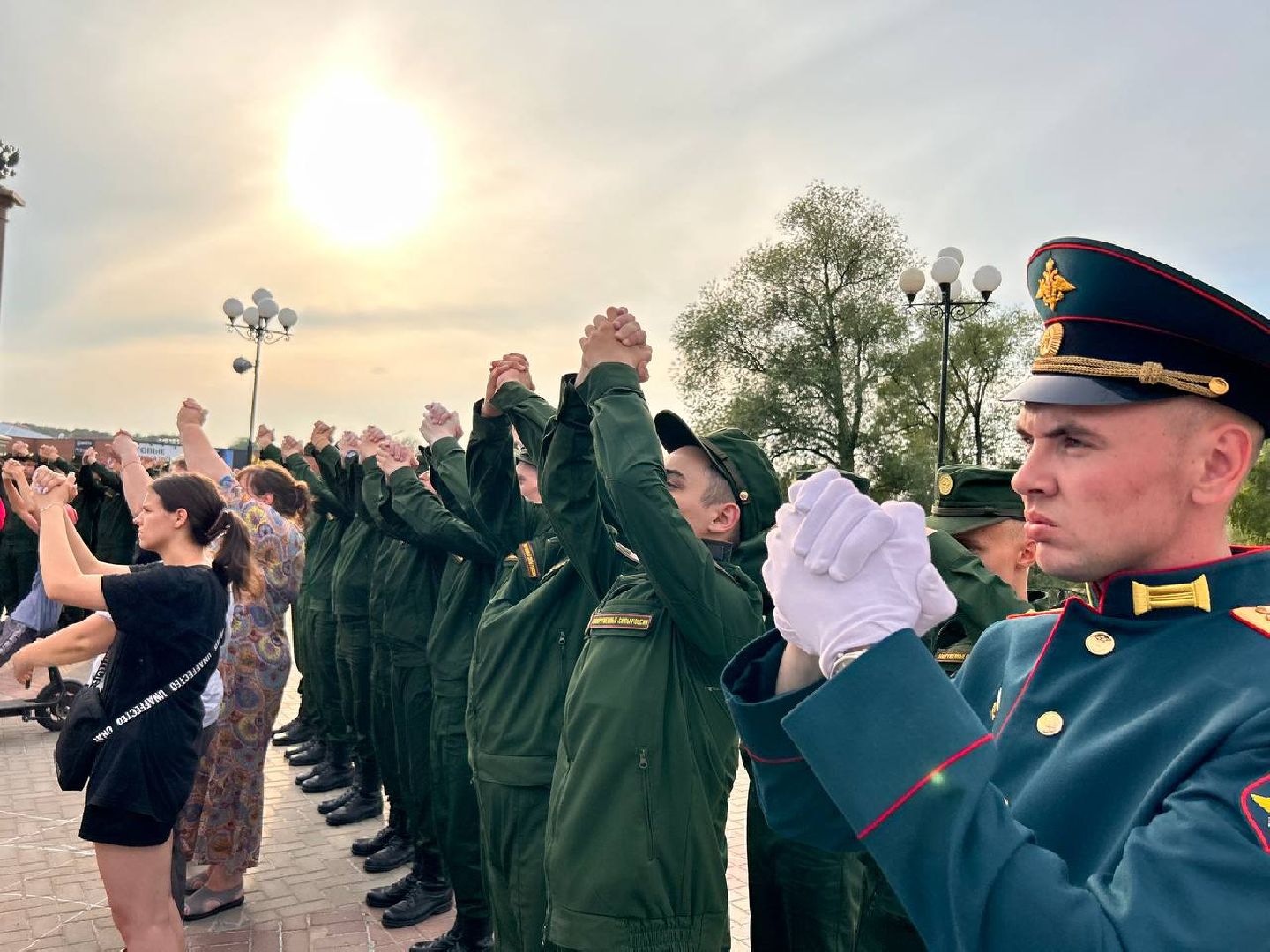 Наро-Фоминск, флешмоб, Встанем, молодёжь Подмосковья, ветераны, мы вместе