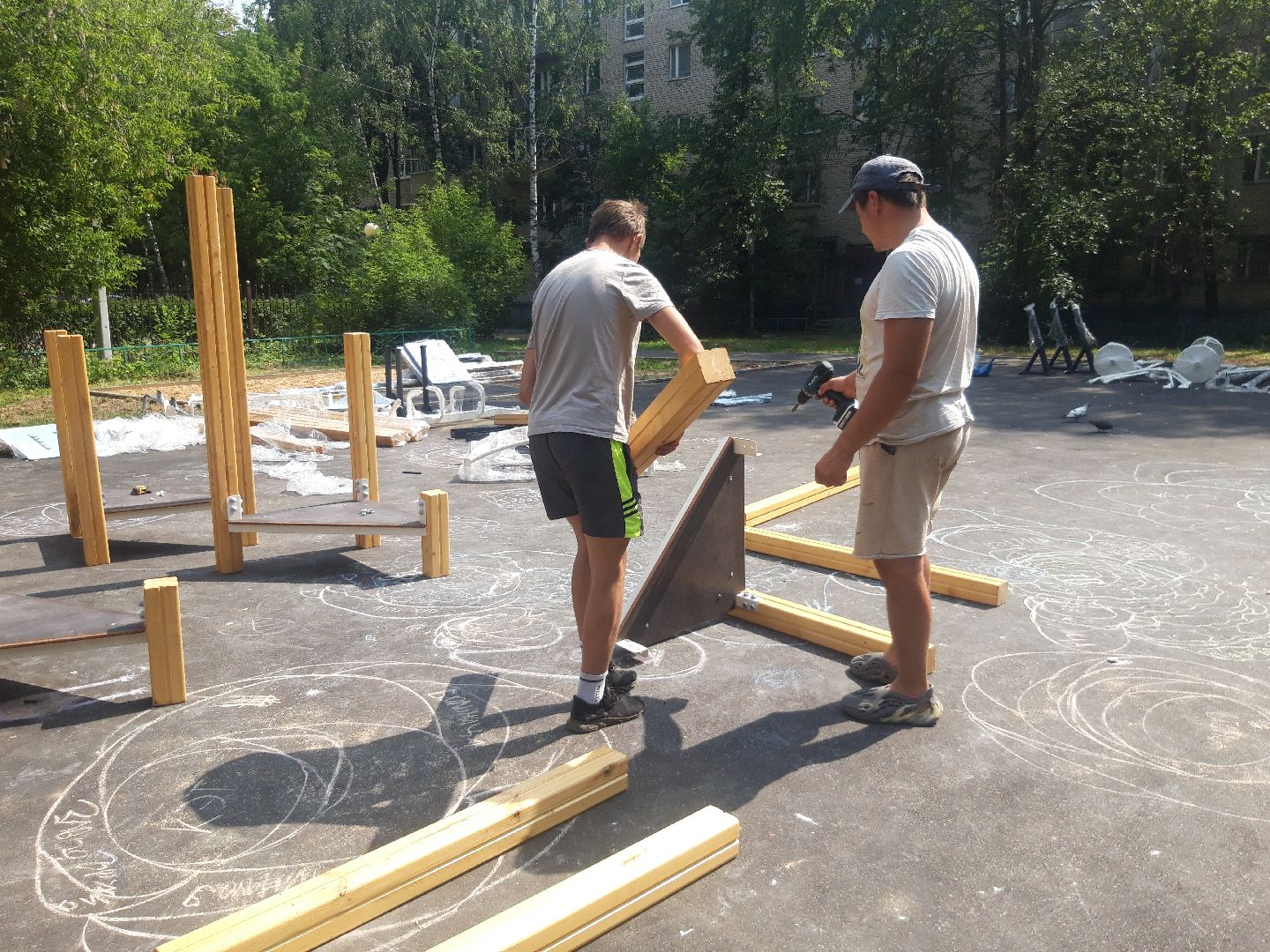 доброе дело, двор,