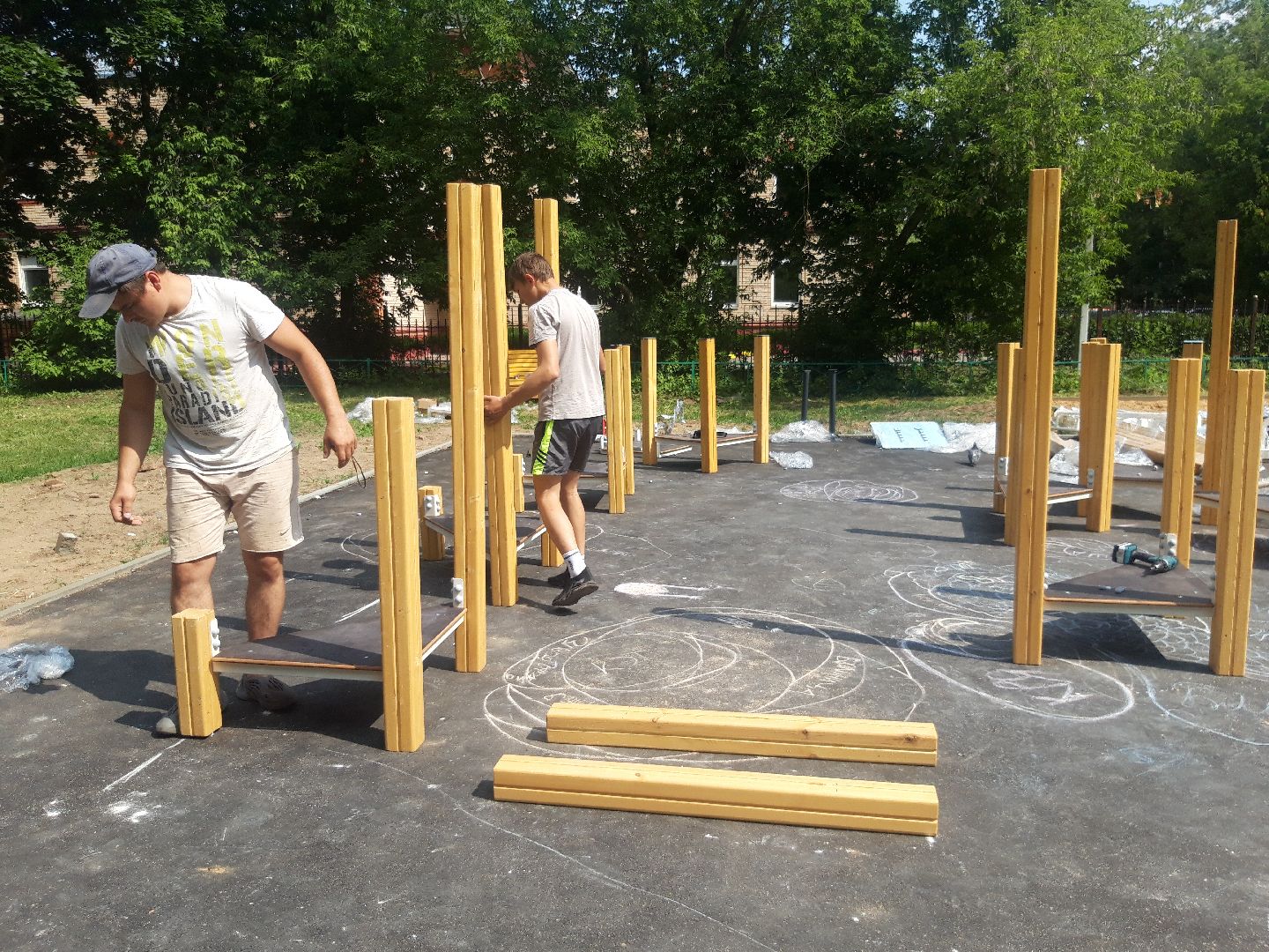 доброе дело, двор,