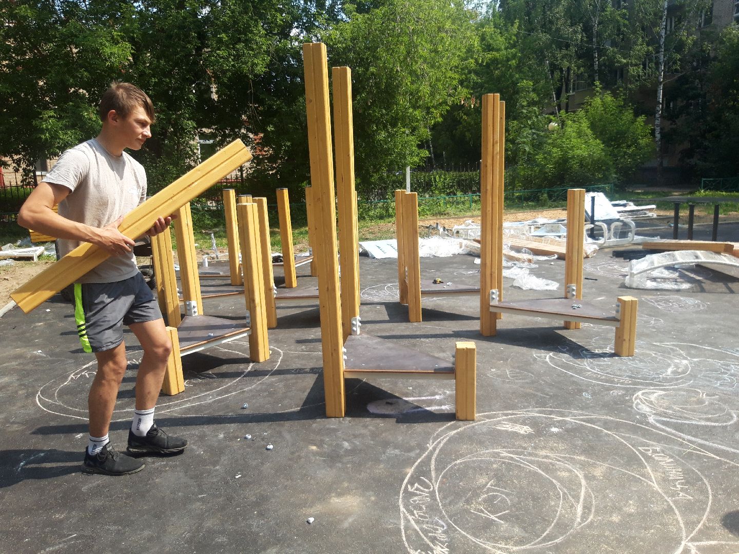 доброе дело, двор,