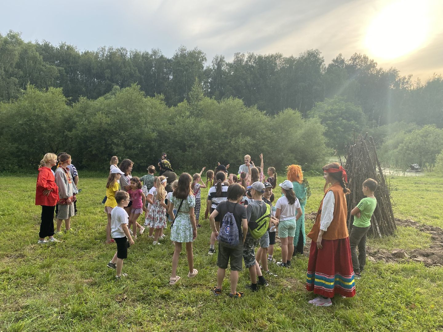 Домодедово, день Ивана Купалы, русский традиции, лесопарк, обряд, гадание, плетение венков