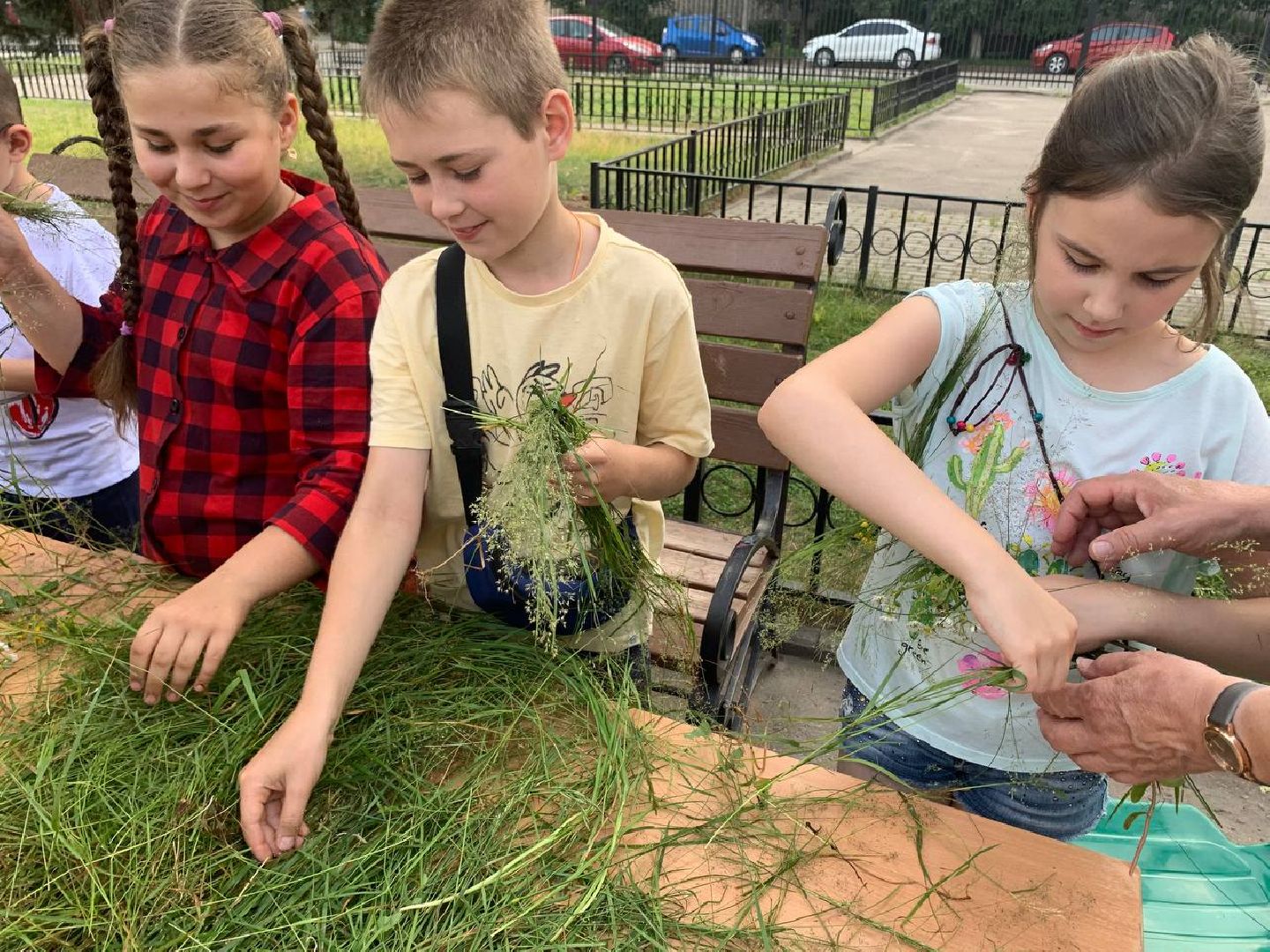 доброе дело, дети, двор,