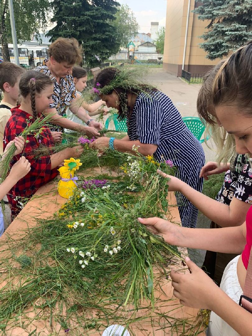 доброе дело, дети, двор,