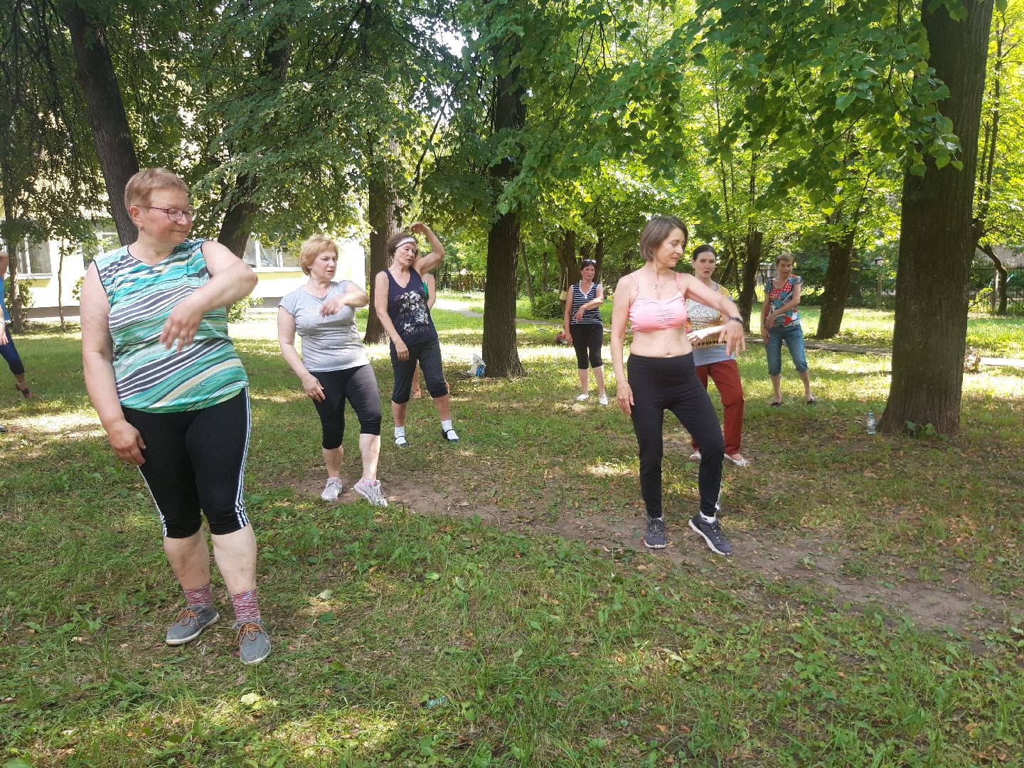 доброе дело, пенсионеры, лето в подмосковье,