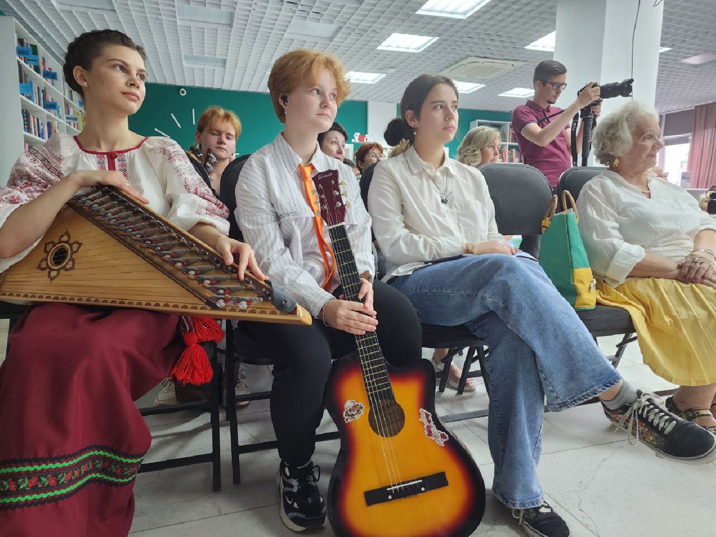 Дмитров, День Петра и Февронии, Нагрудный знак За любовь и верность