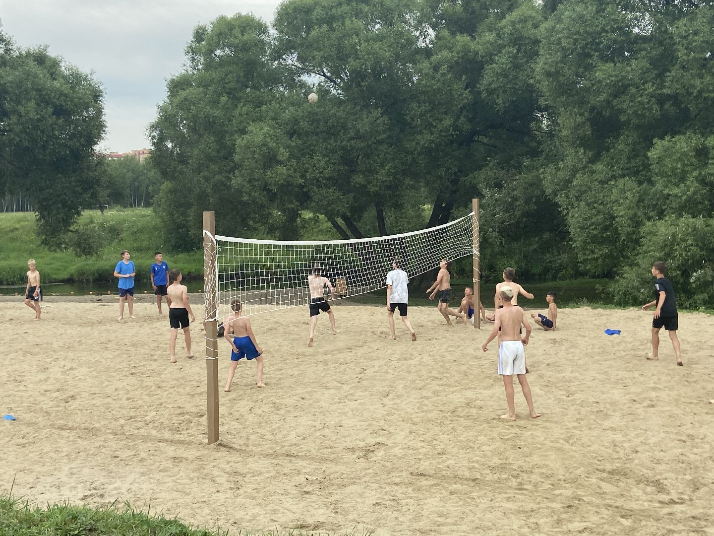 детский спорт, река,