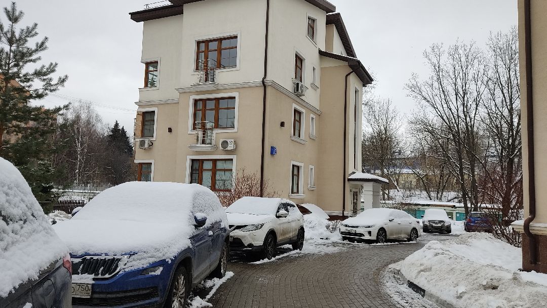 Лобня, города