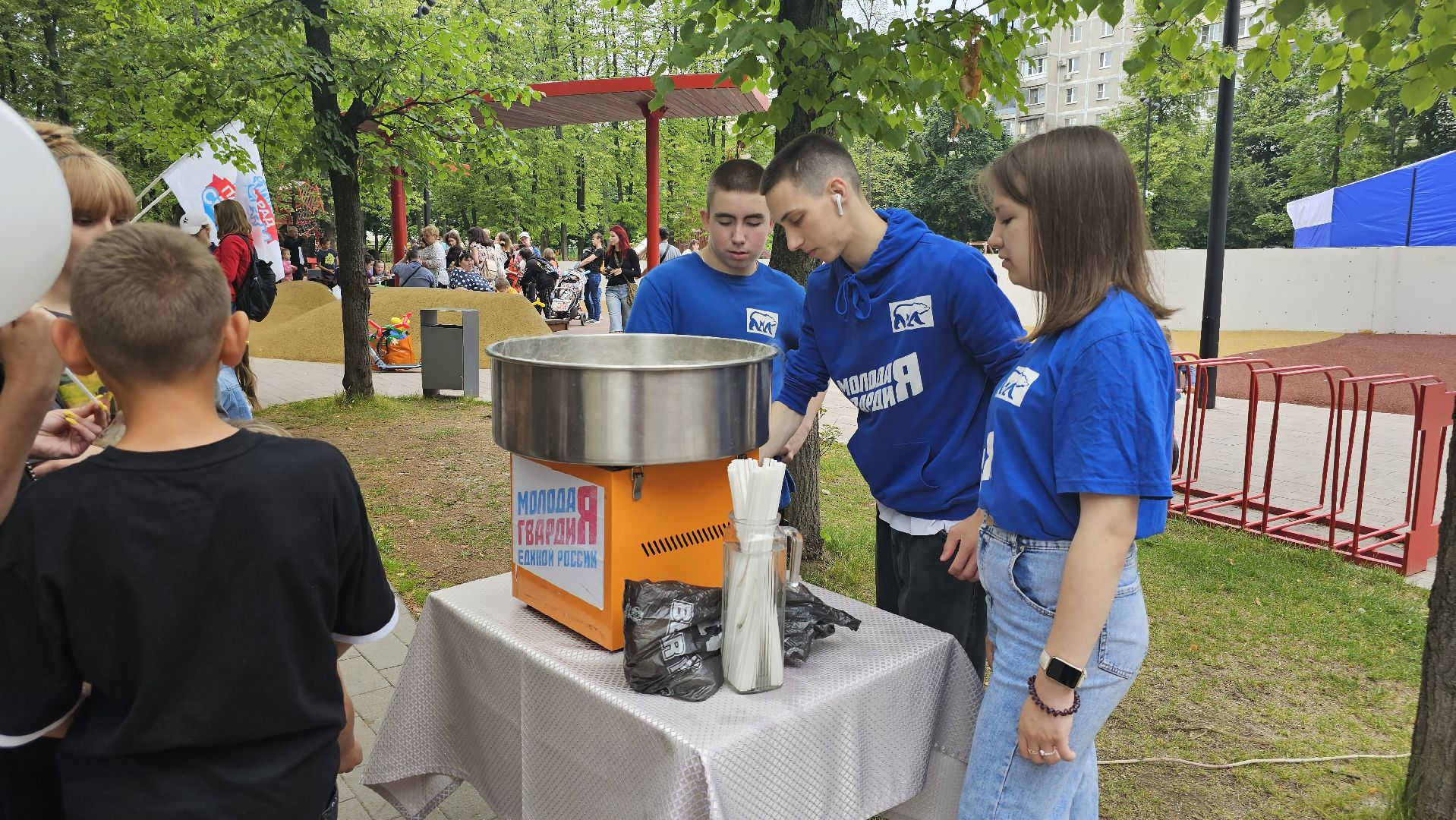 праздник, поздравление, Дзержинский