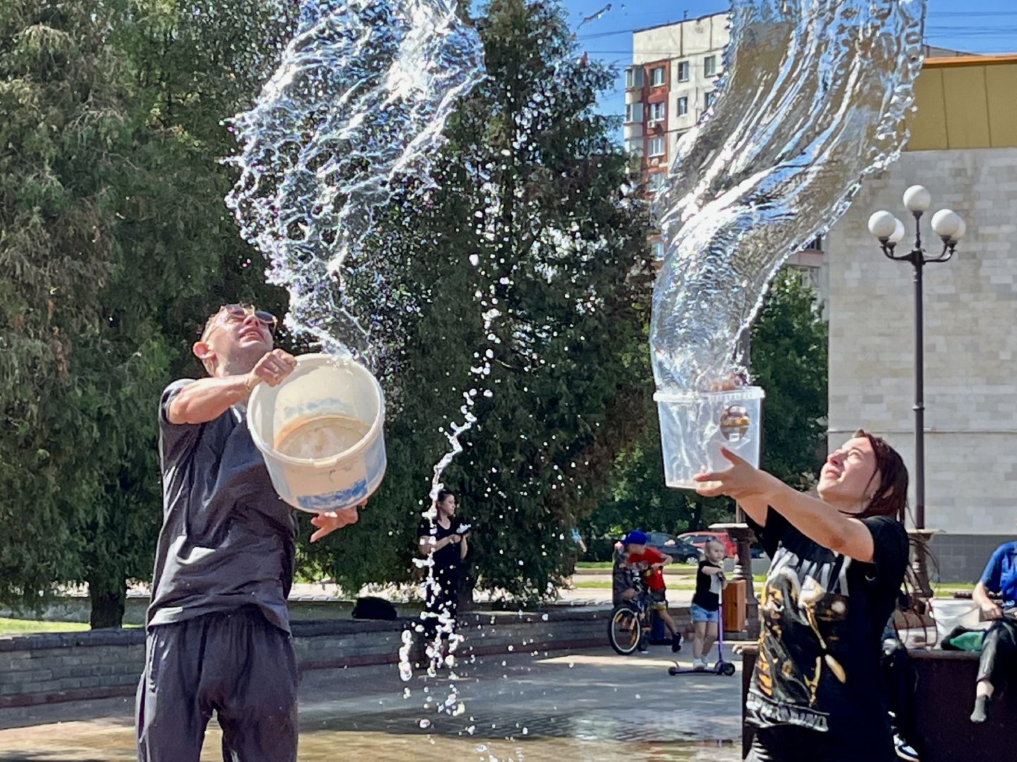 Наро-Фоминск, молодёжь Подмосковья, водная битва, лето в Подмосковье