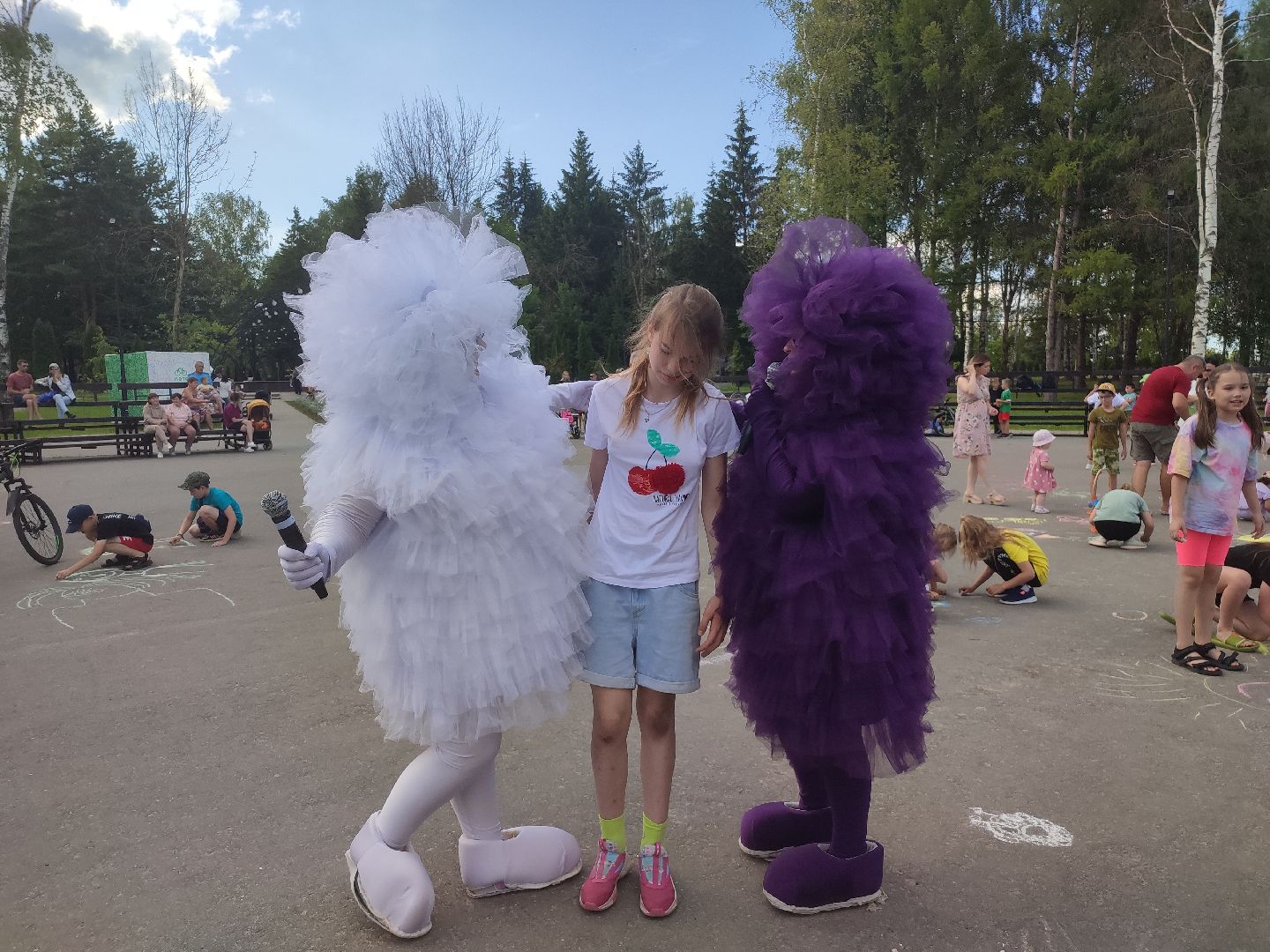 #дети, #талдом, #паркпобеды, #рисункинаасфальте, #мелки