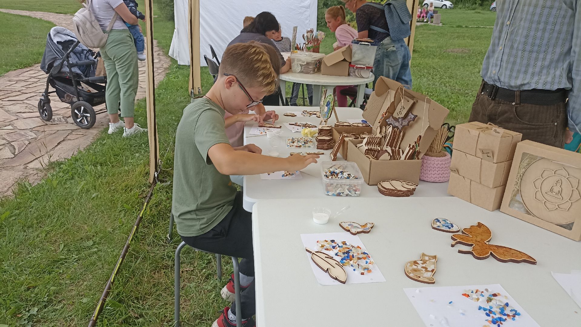 Серпухов, Подмосковье, Принарский парк, кукольный театр, День семьи, любви и верности