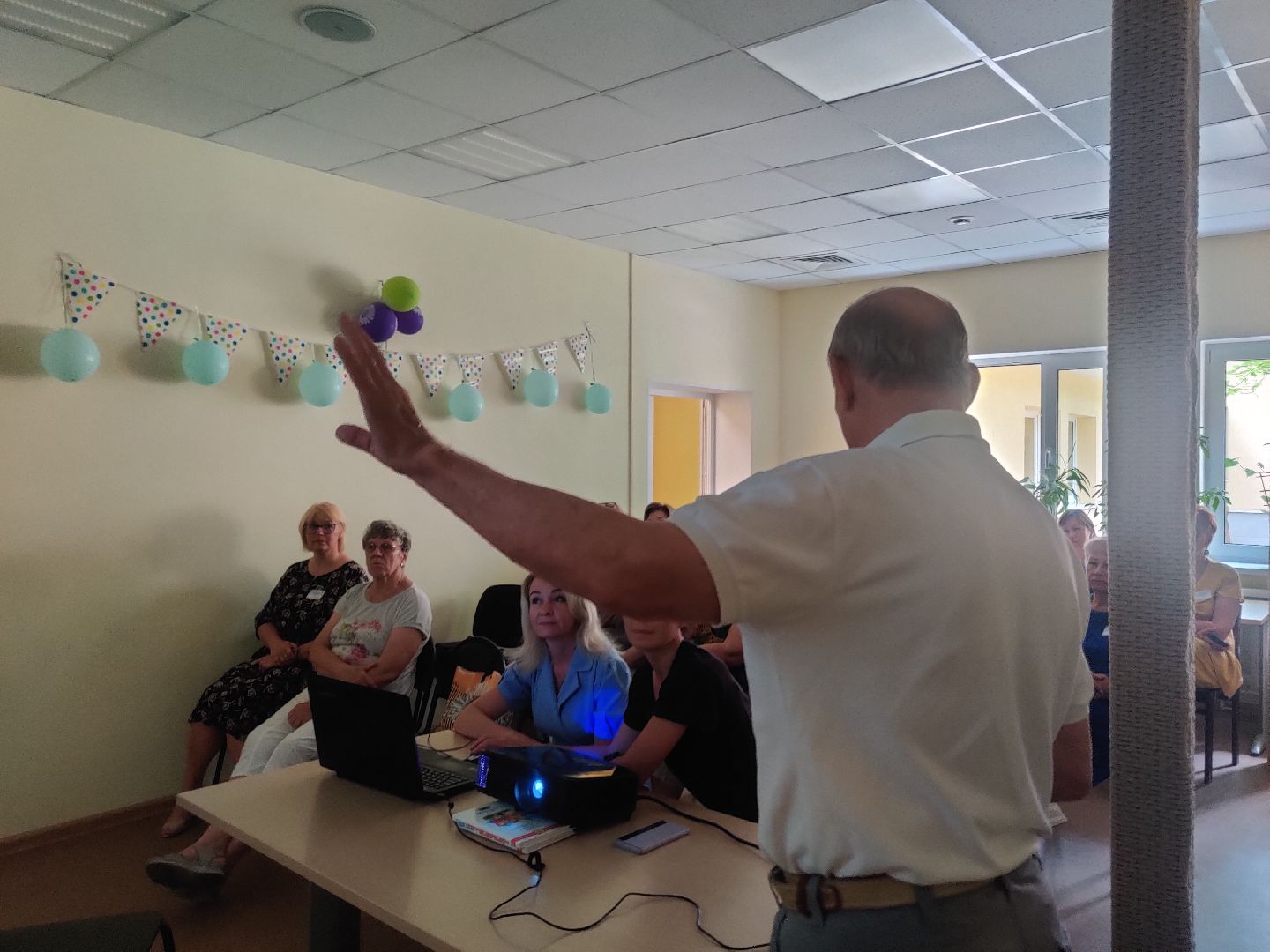 Красноармейск, Пушкинский, художник, картины в дар