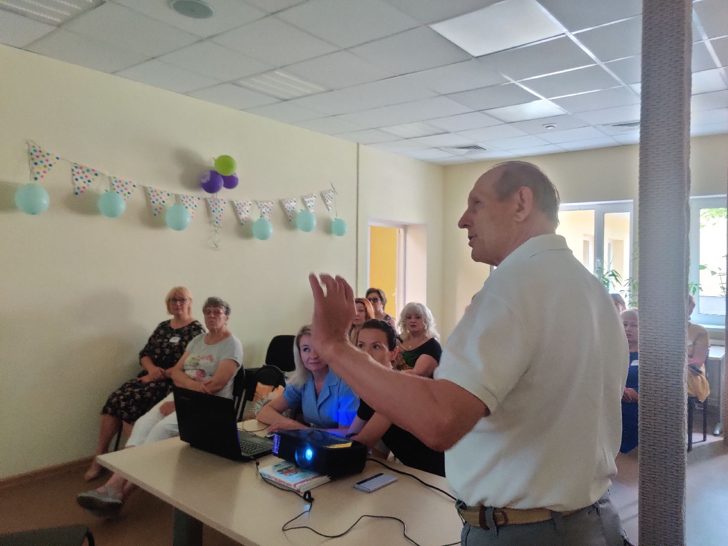 Красноармейск, Пушкинский, художник, картины в дар