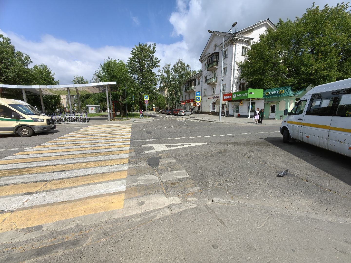 Дорога, разметка, автобус, остановка