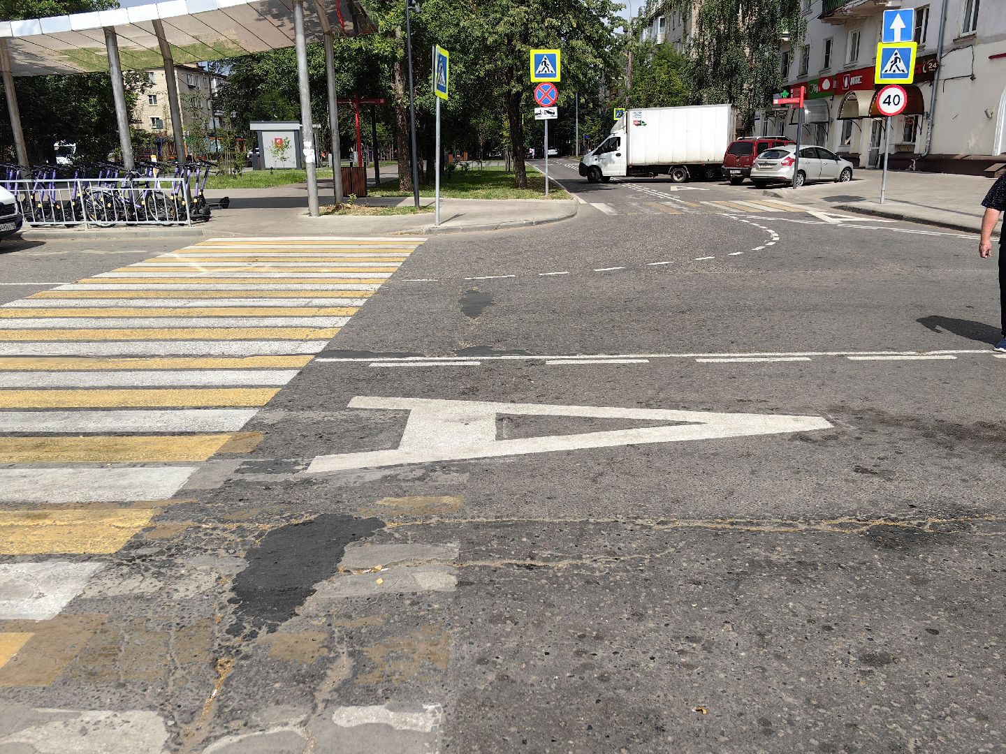 Дорога, разметка, автобус, остановка