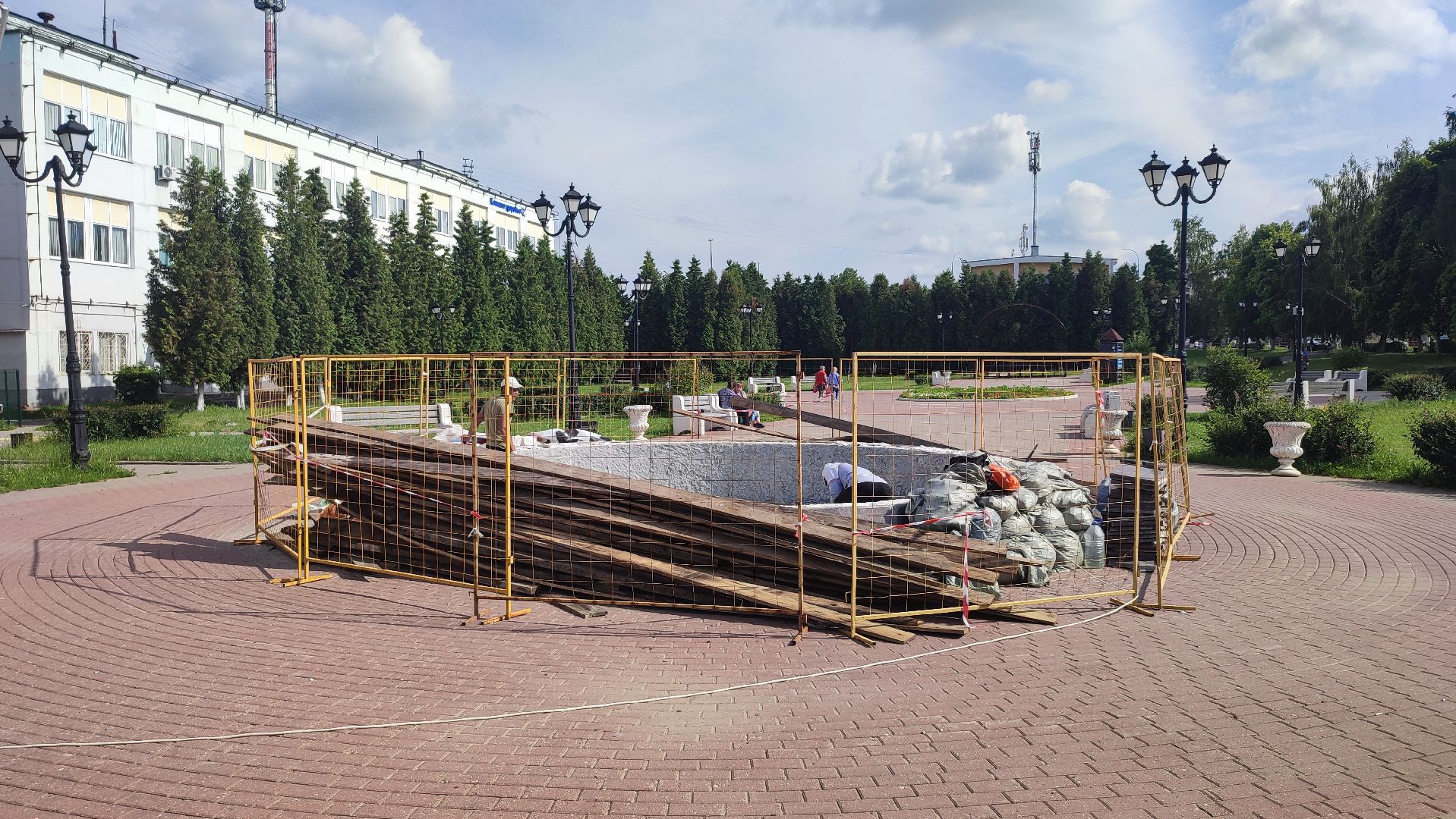 Кашира, фонтан, сквер им. Генерала Белова, благоустрйоство