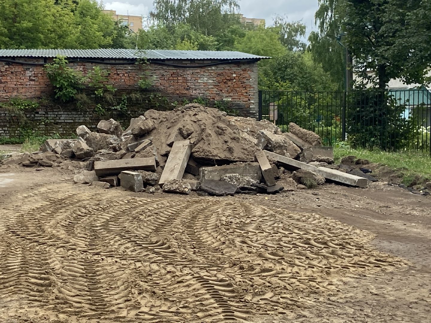 школы, ремонт дорог,