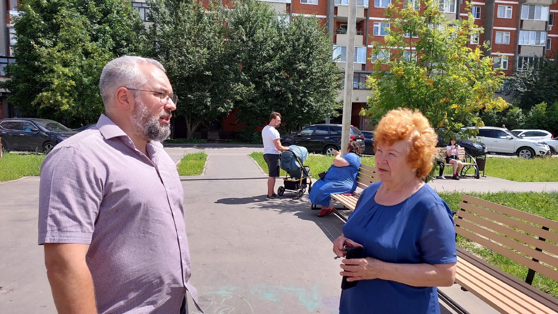 серпухов, двор, детские площадки, собаки, выгул собак, депутат, жители,