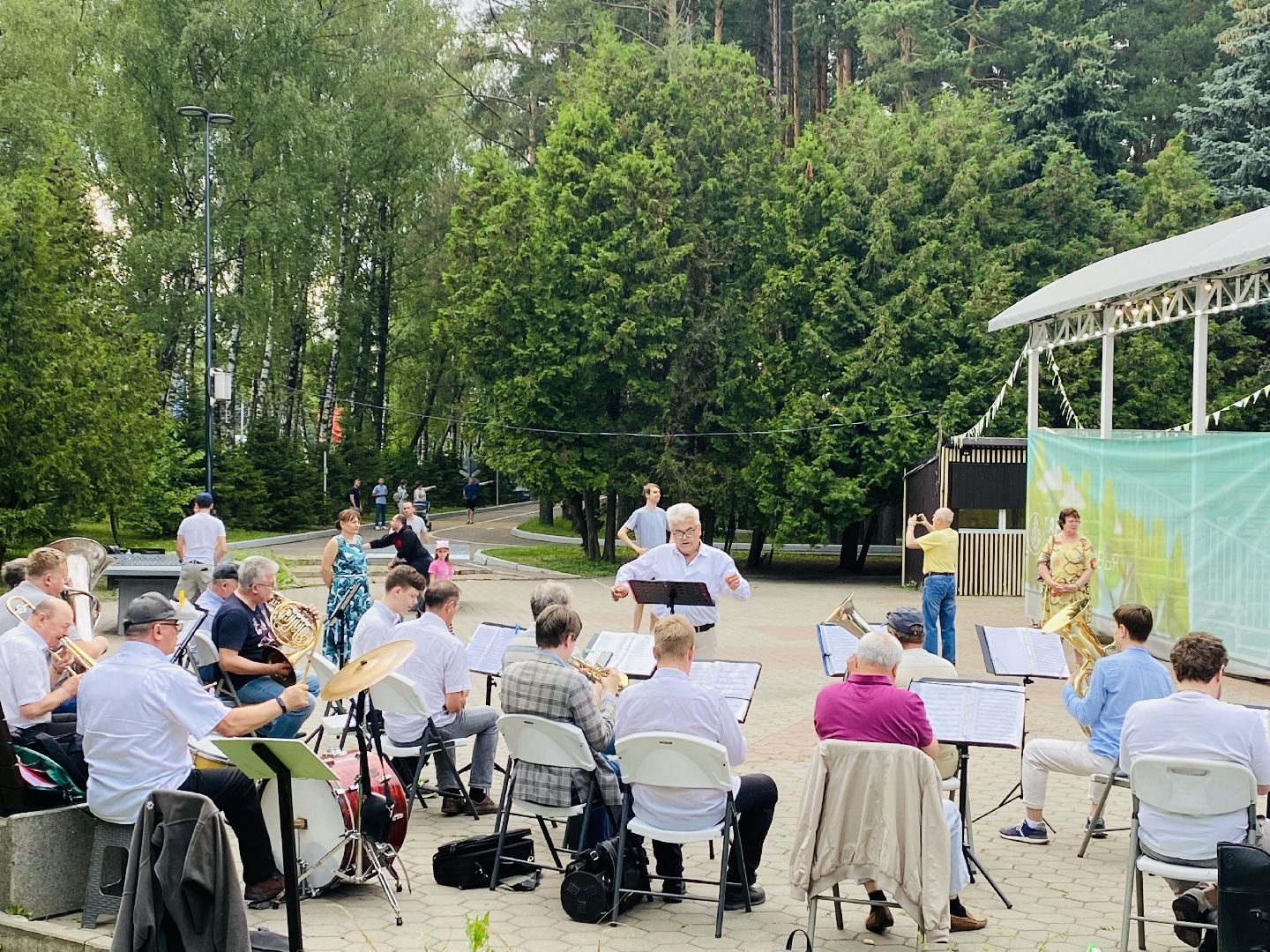 Домодедово, духовой оркестр, выступление, ретро танцы