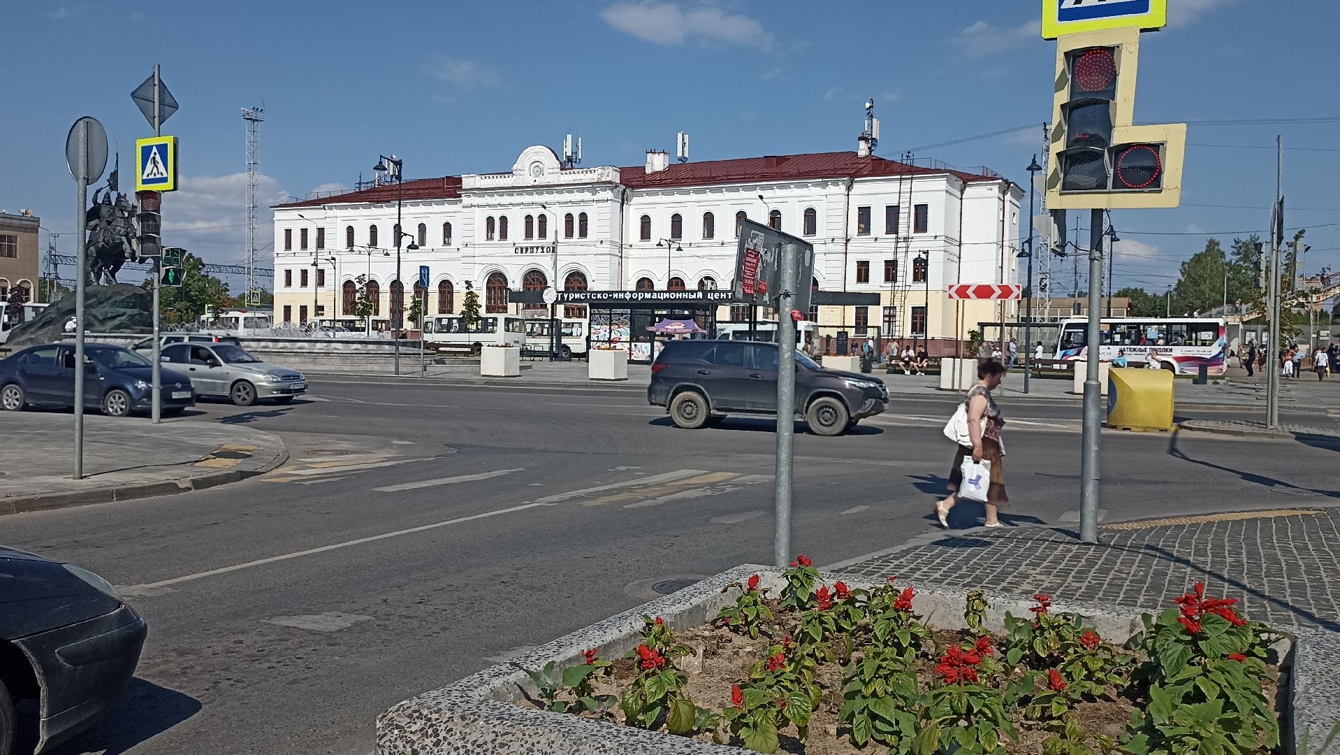 Серпухов, Подмосковье, туризм в Подмосковье, история Серпухова, достопримечательности, ночной город