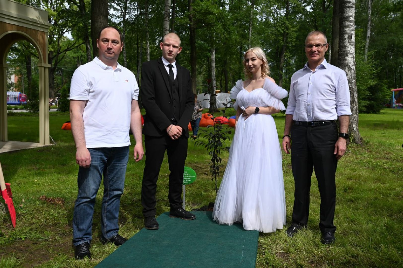 Ступино, парк Островского, аллея молодоженов