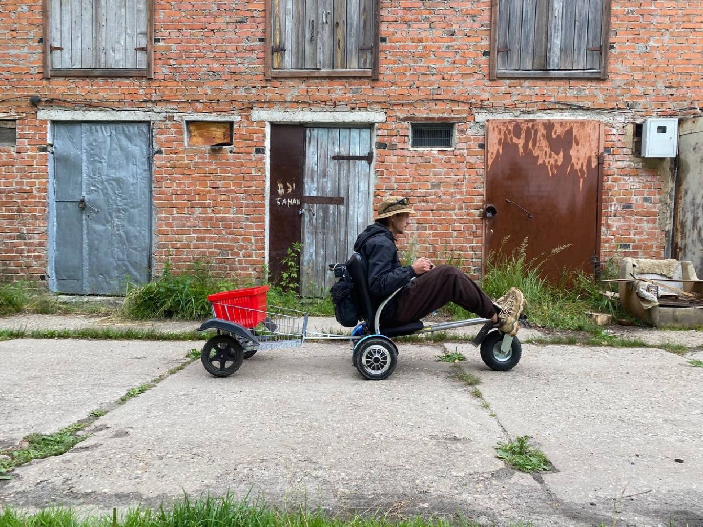 Чехов, сельский умелец, изобретатель, эко-транспорт, пенсионеры, дети