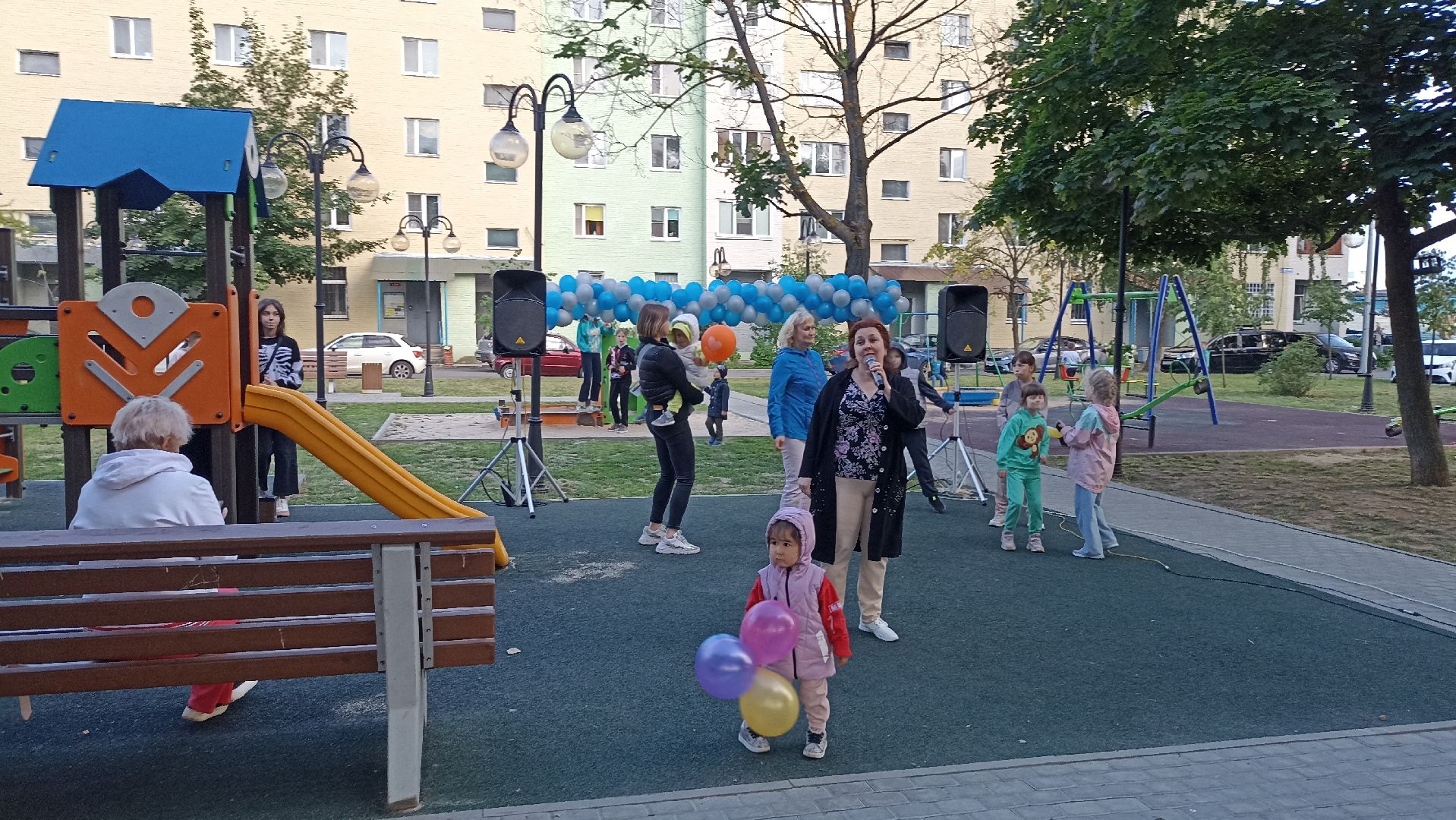 Серпухов, Подмосковье, день двора, дети, праздник, детская площадка