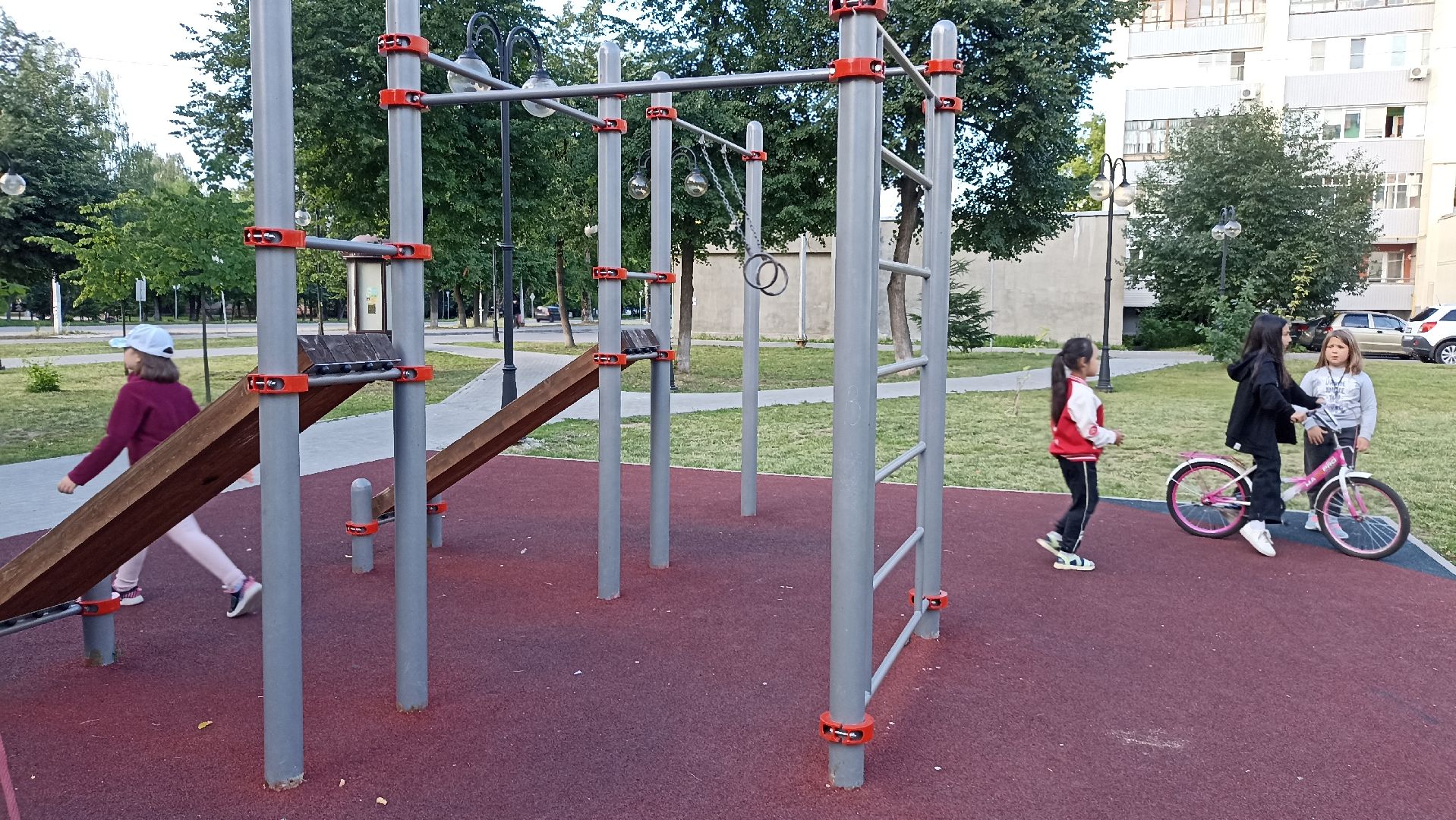 Серпухов, Подмосковье, день двора, дети, праздник, детская площадка