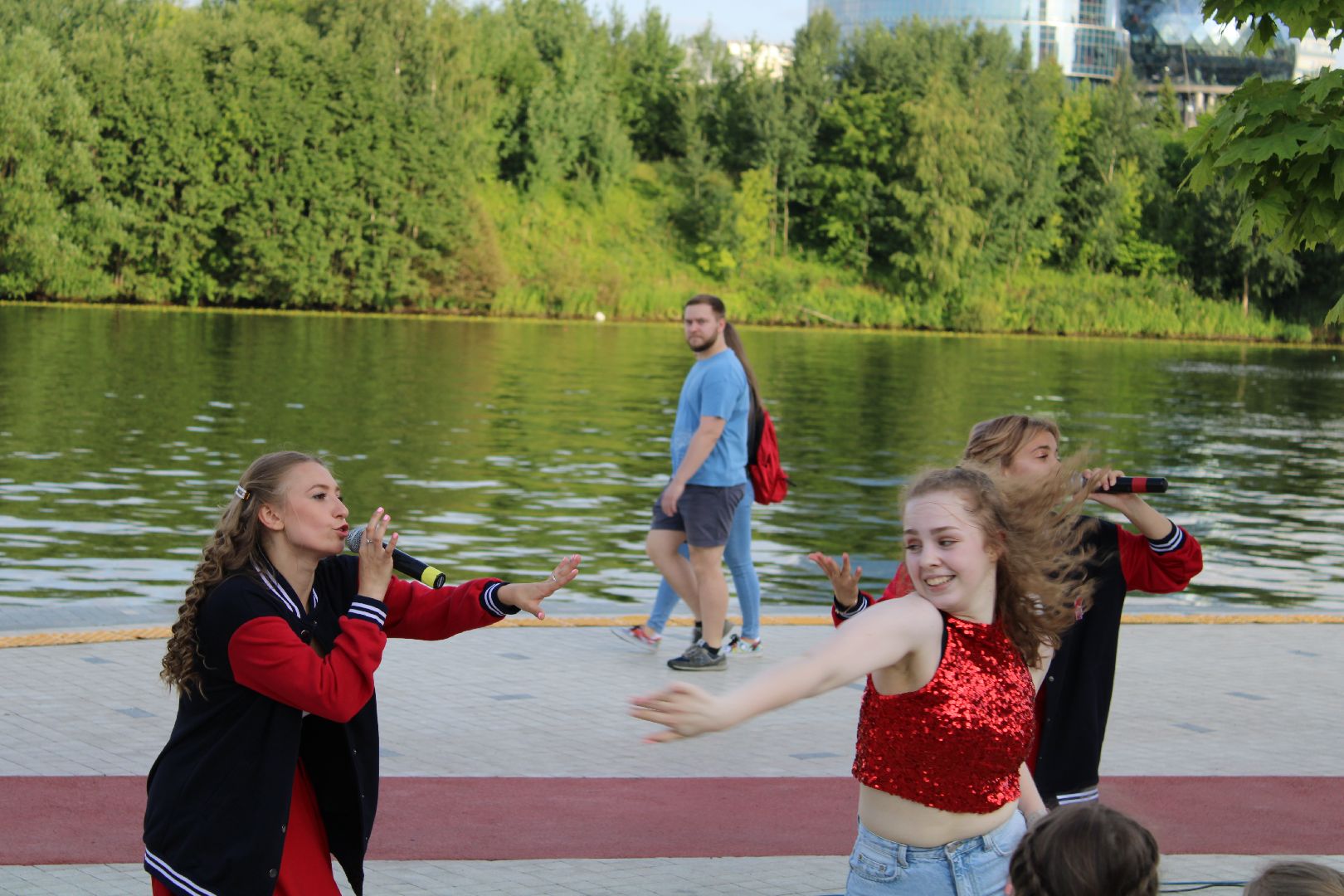 концерт, набережная, лето в подмосковье,танцы,культура