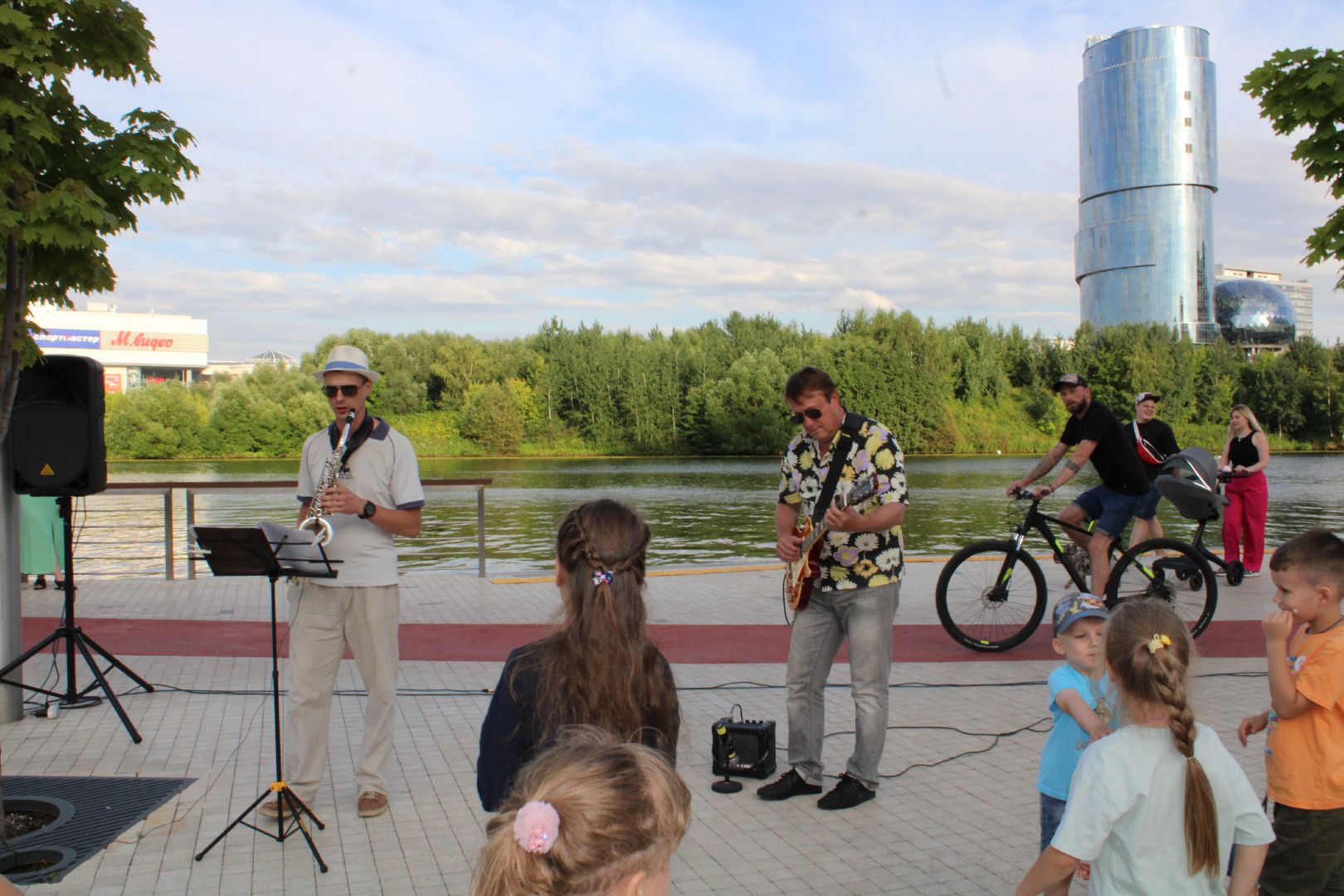 концерт, набережная, лето в подмосковье,танцы,культура