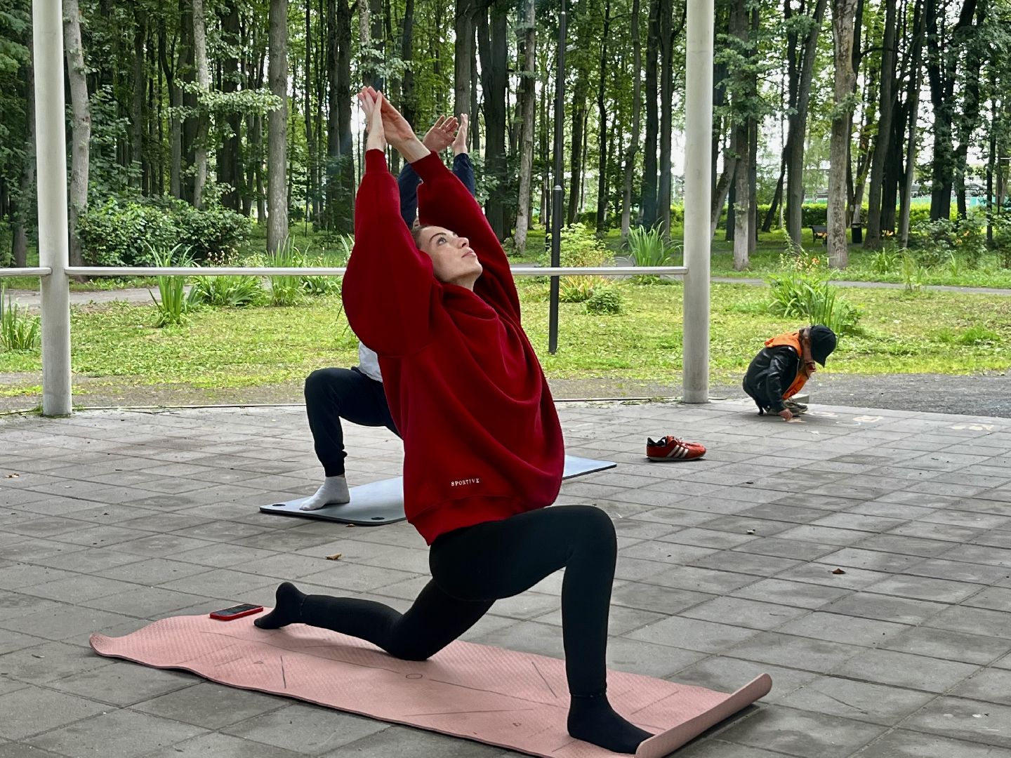 Наро-Фоминск, центральный парк, лето в Подмосковье, ЗОЖ, йога, гвоздестояние