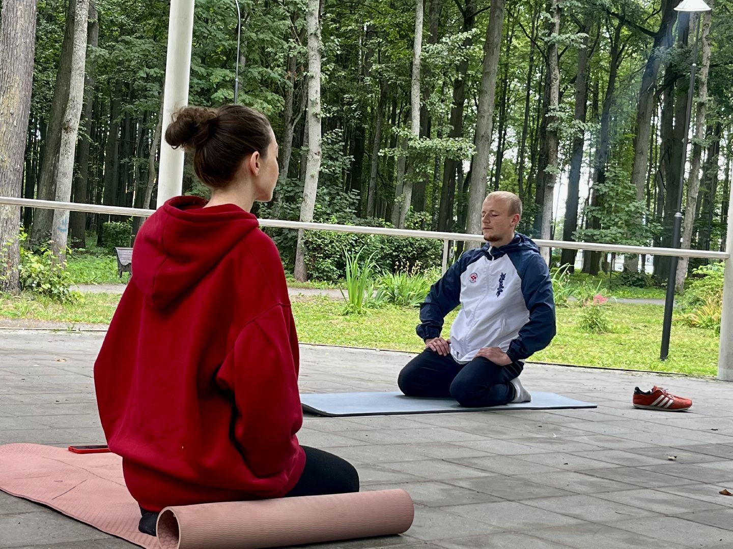 Наро-Фоминск, центральный парк, лето в Подмосковье, ЗОЖ, йога, гвоздестояние