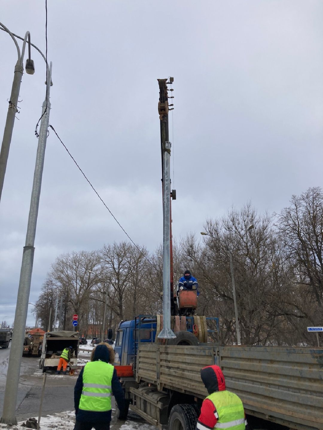 Клин, Дороги