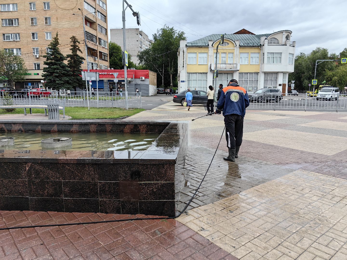 Фонтан, чаши, обработка, площадь